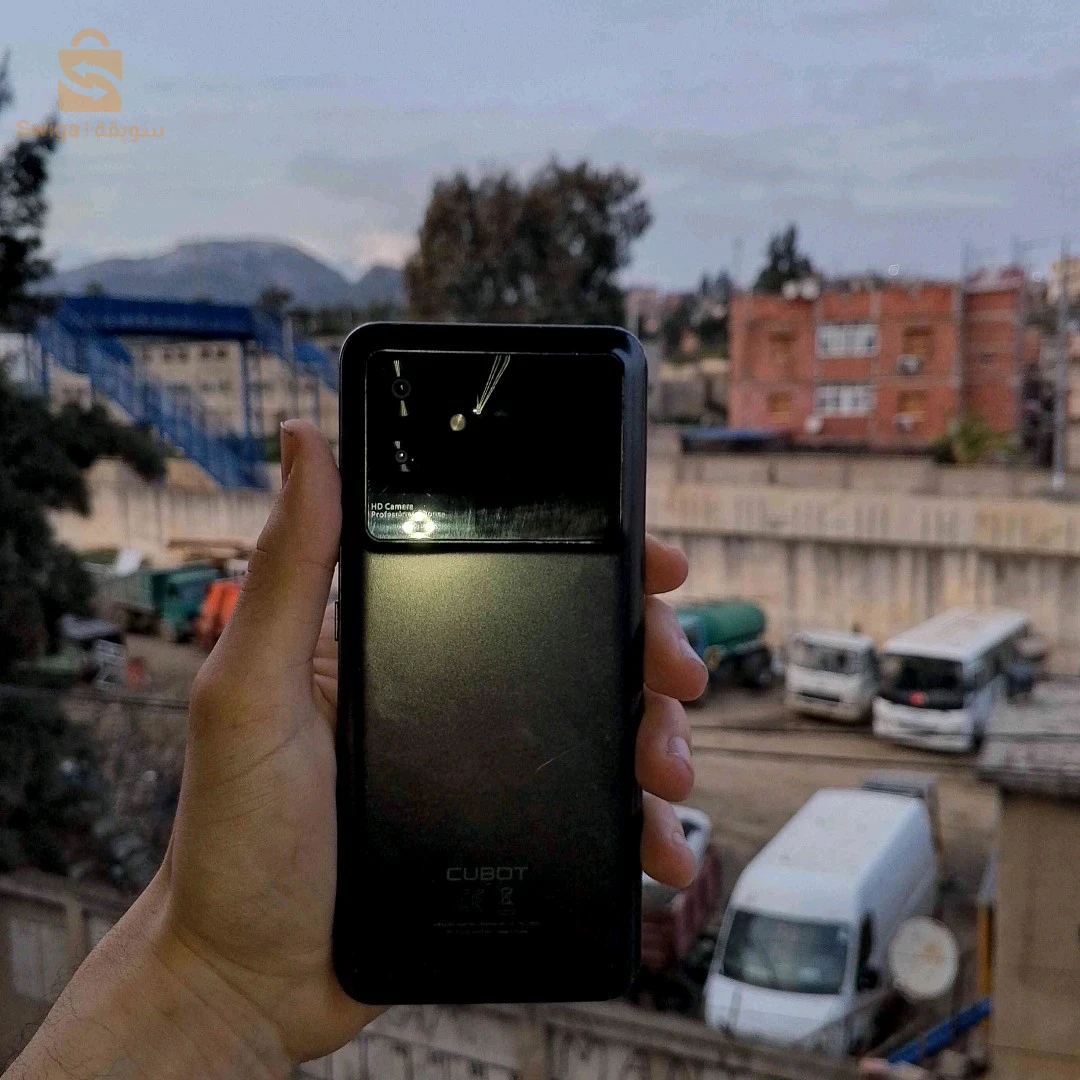 هاتف مستعمل