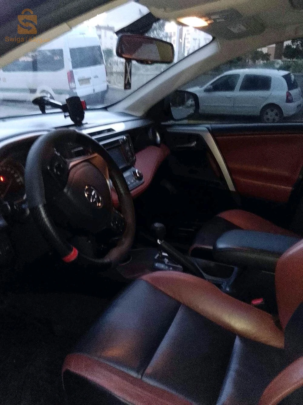 تويوتا RAV 4 2015 16 الجزائر