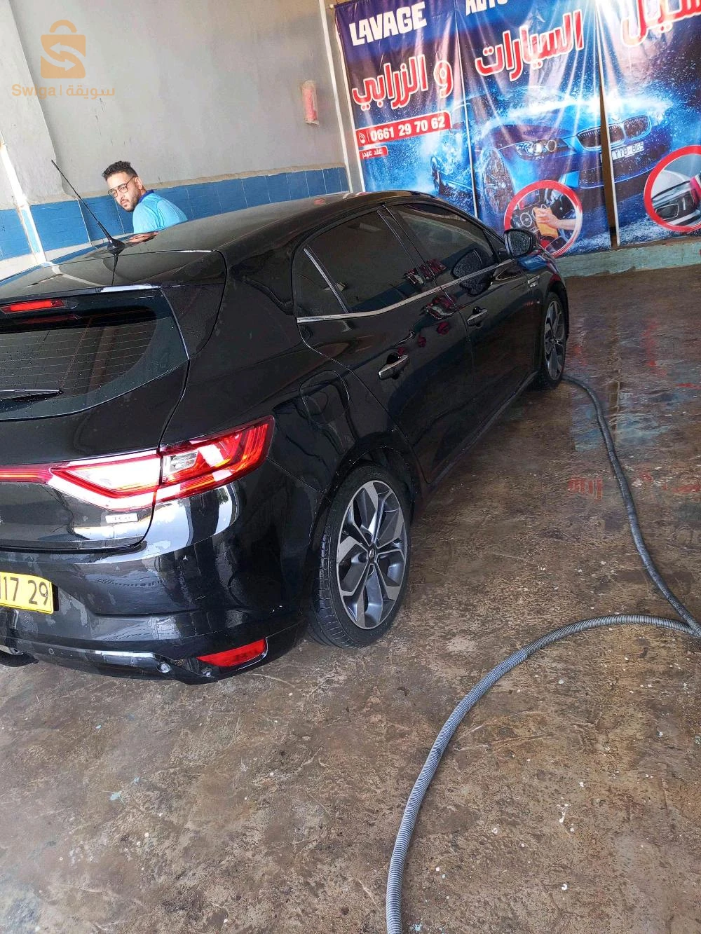 رينو Megane 2017 29 معسكر