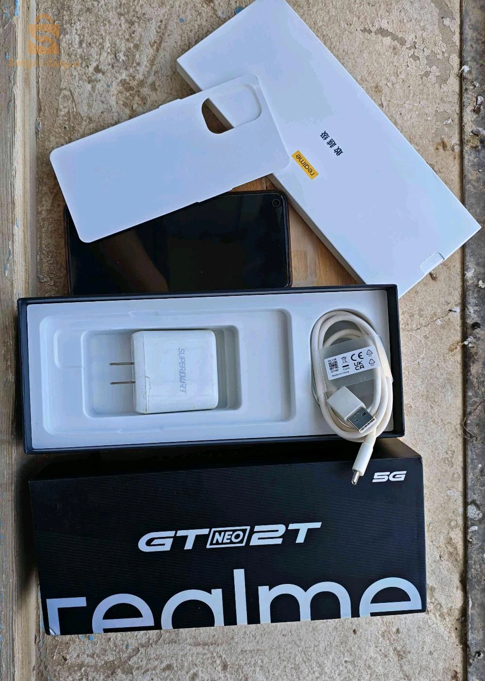 Realme GT Neo 2T - نظيف ما شاء الله ﴿معاه علبته الأصلية وكل إكسسوارته﴾ + غلاف خلفي هدية