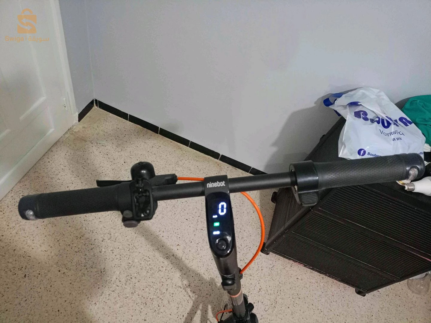 trotinette électrique 
la marque ninebot 
style F2 pro