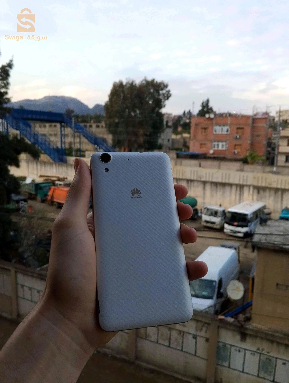 هاتف هواوي للبيع  افار