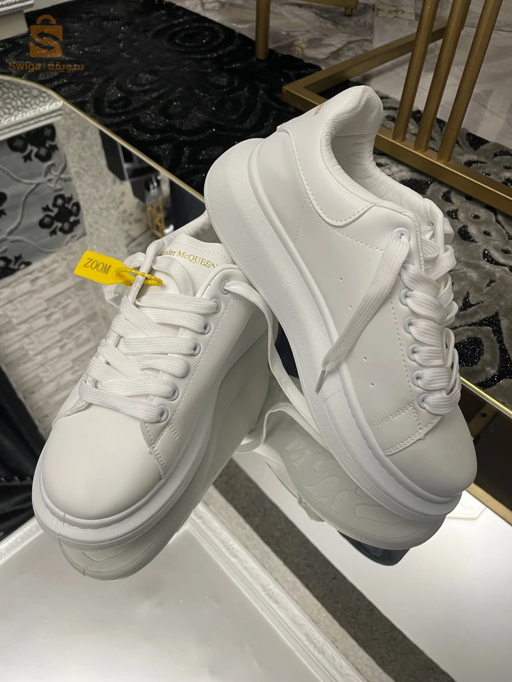 Alexander McQueen 39