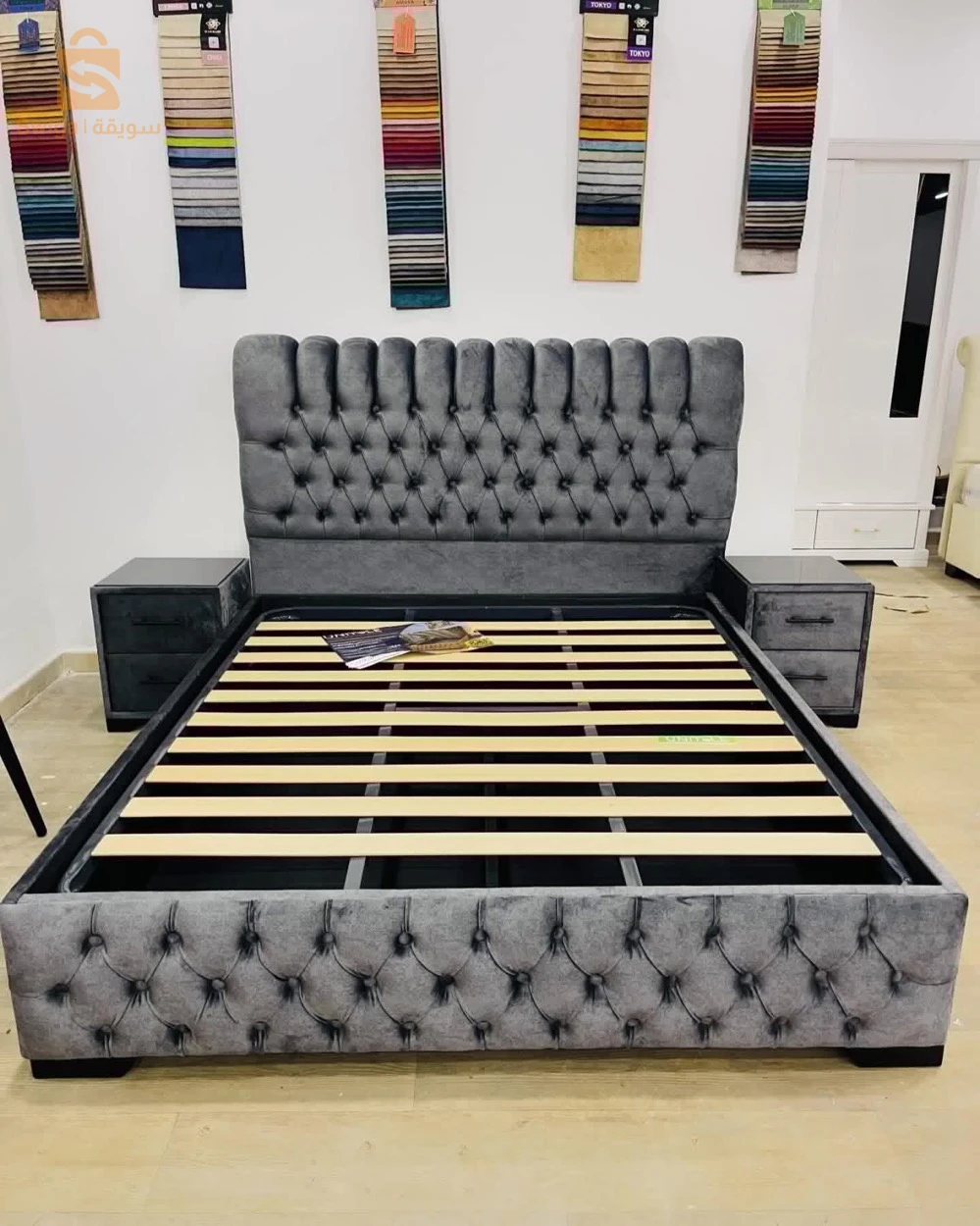 meuble lit capitonnée 0558461894