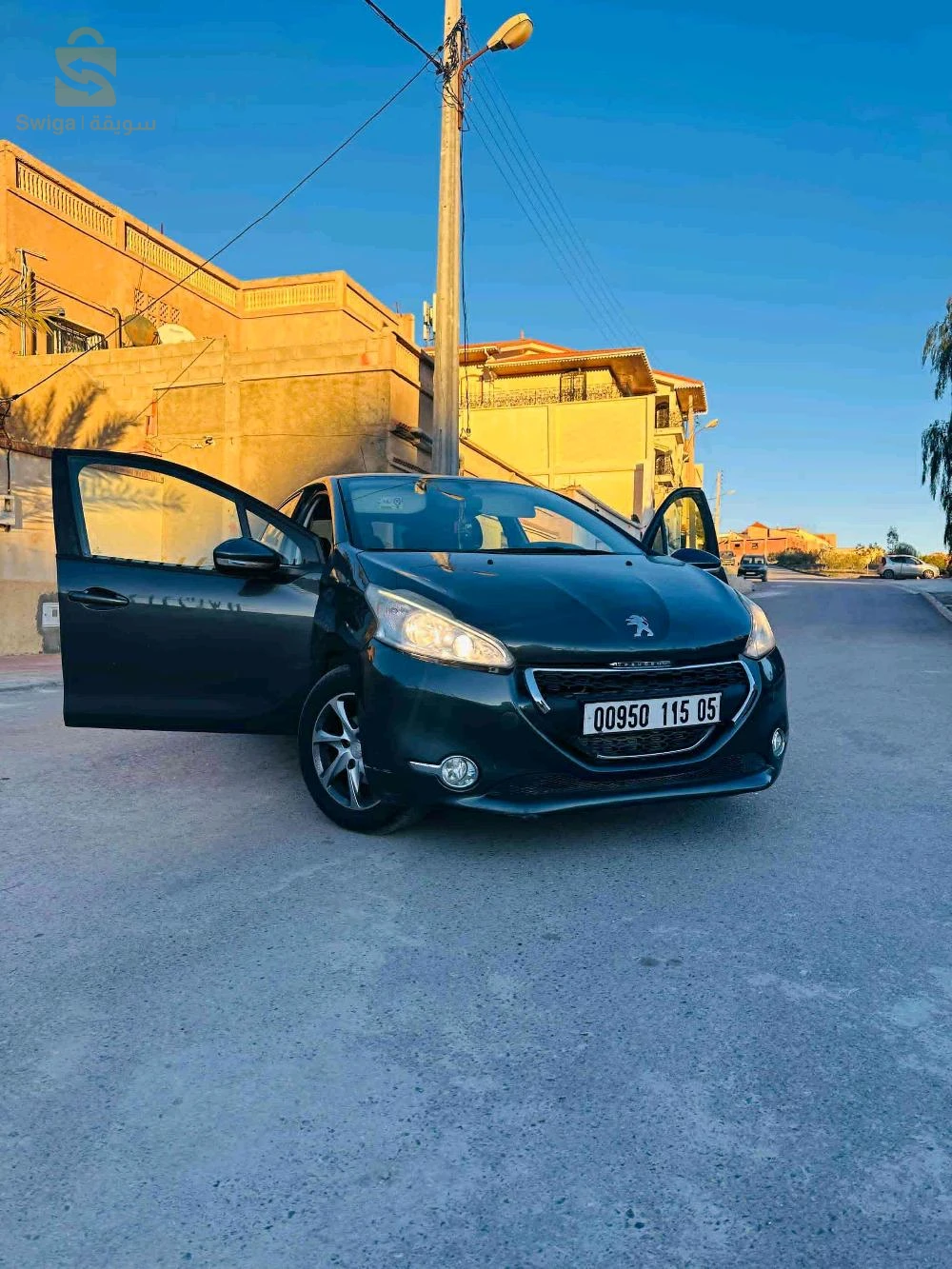Peugeot 208 2015 5 BATNA