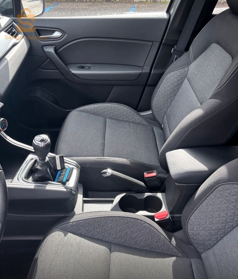 رينو Captur 2023 40 خنشلة
