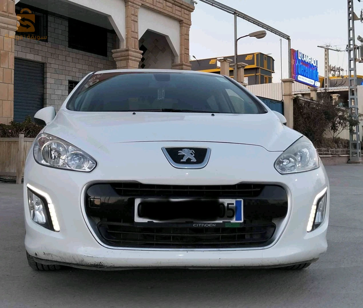 Peugeot 308 2012 5 BATNA