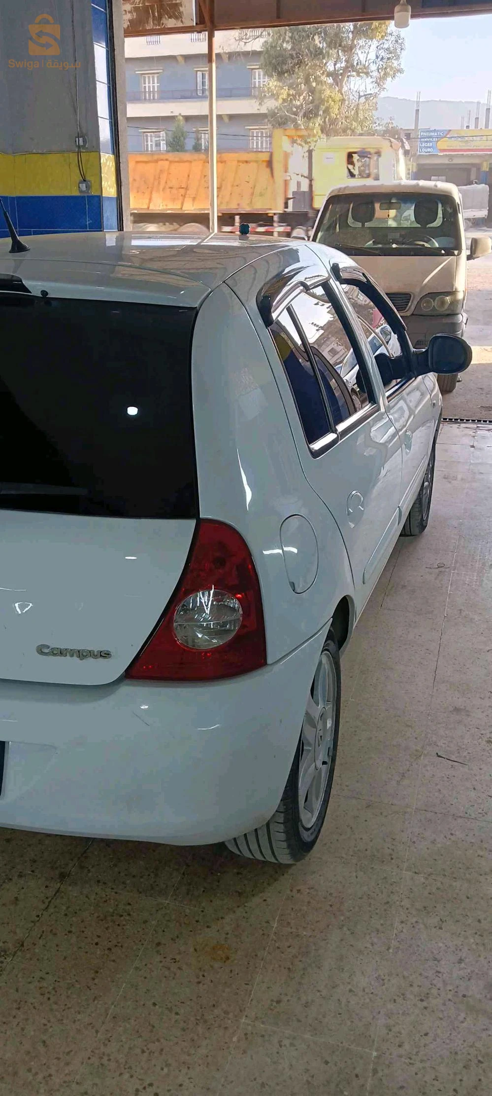 رينو campus 2014 34 برج بوعريريج