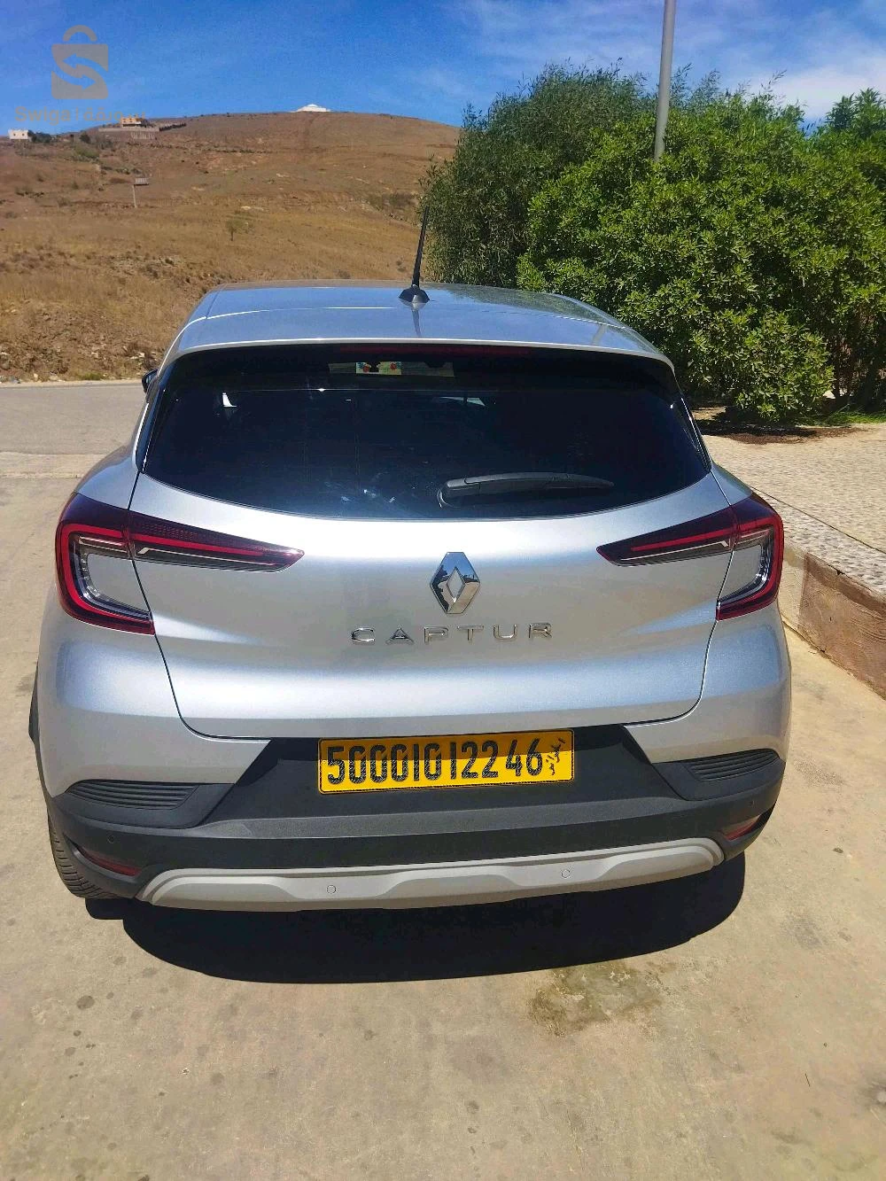 رينو Captur 2022 46 عين تموشنت