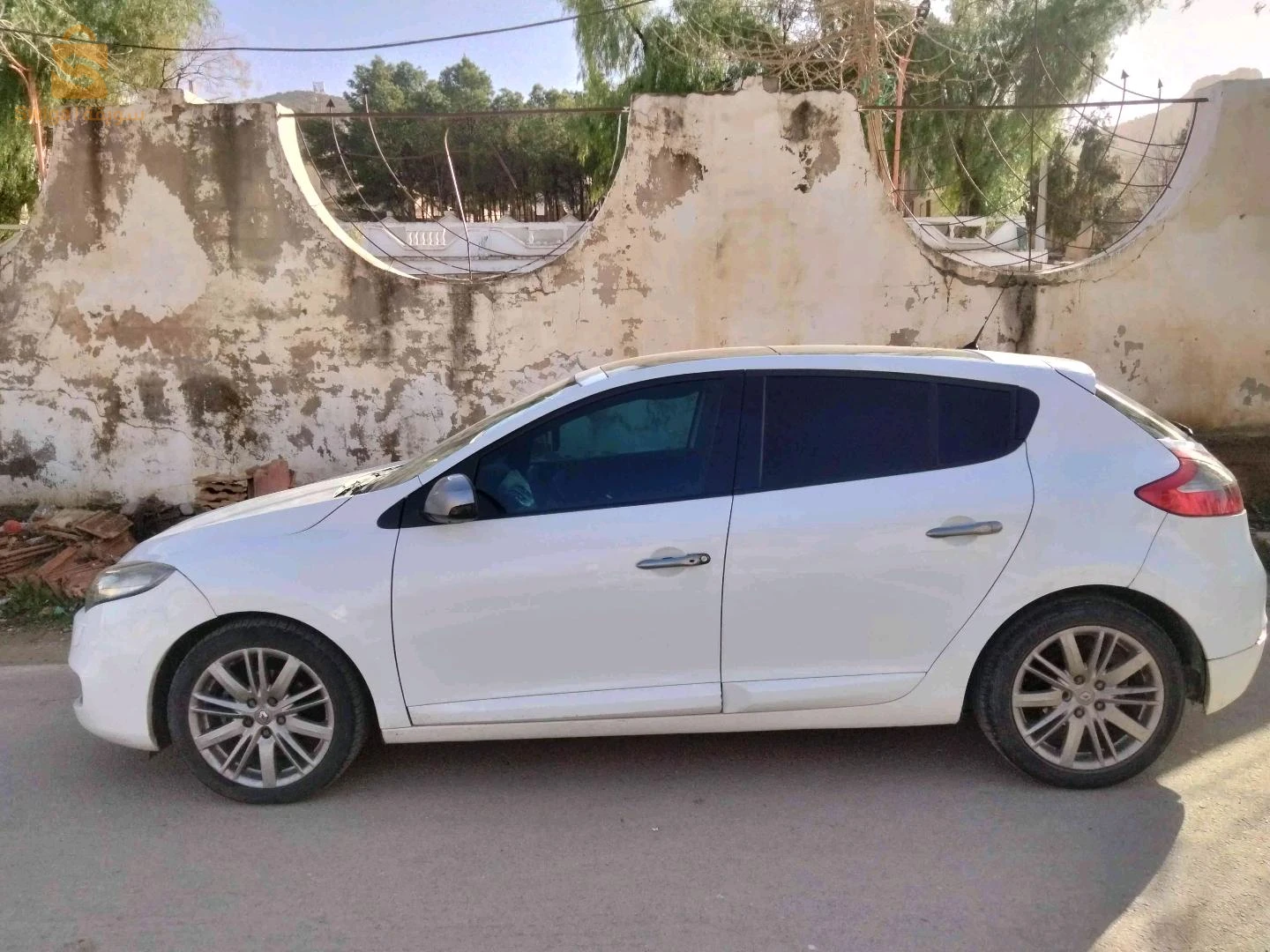 رينو Megane 2012 38 تيسمسيلت