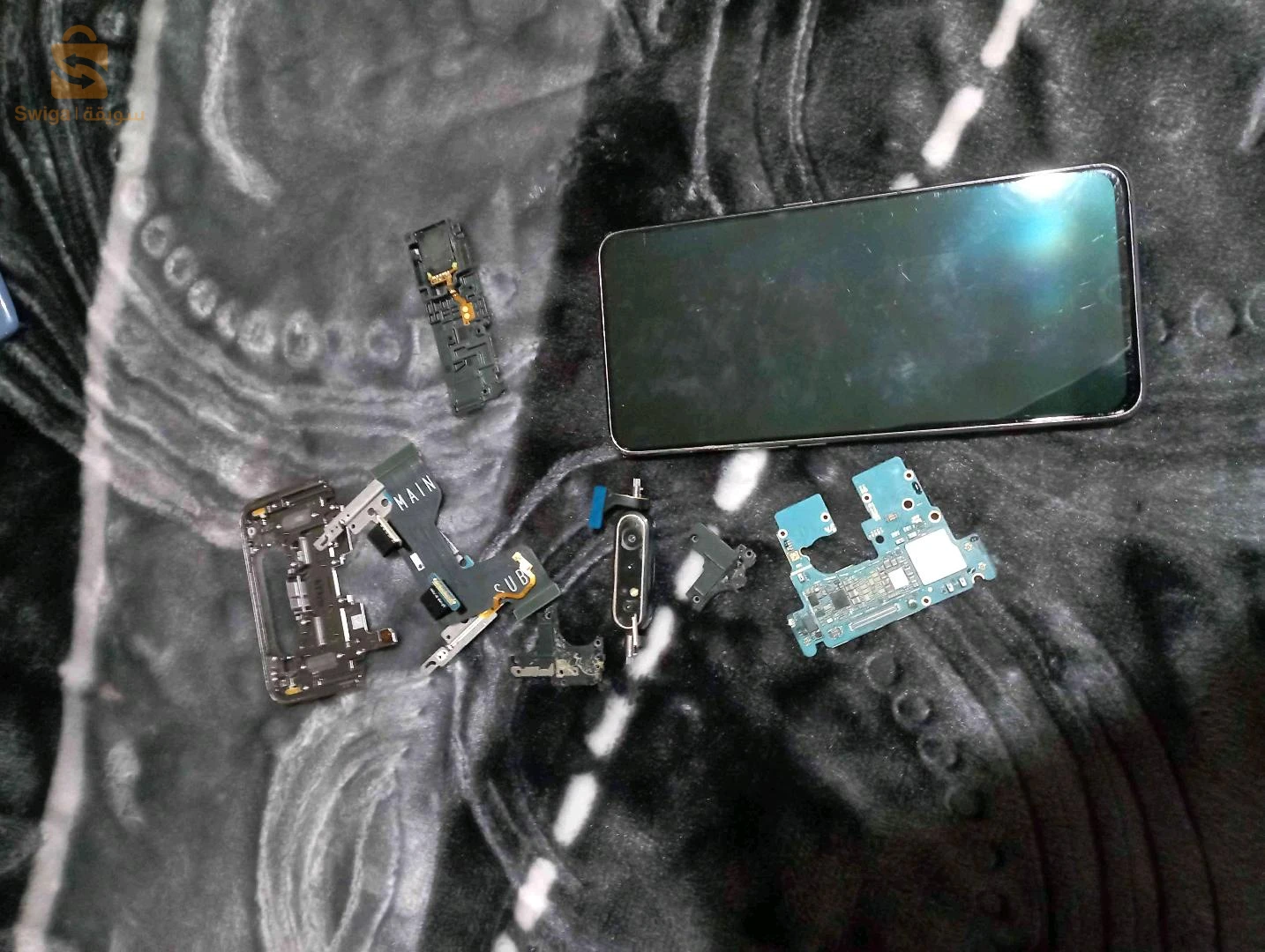 vente des téléphones simple et piece