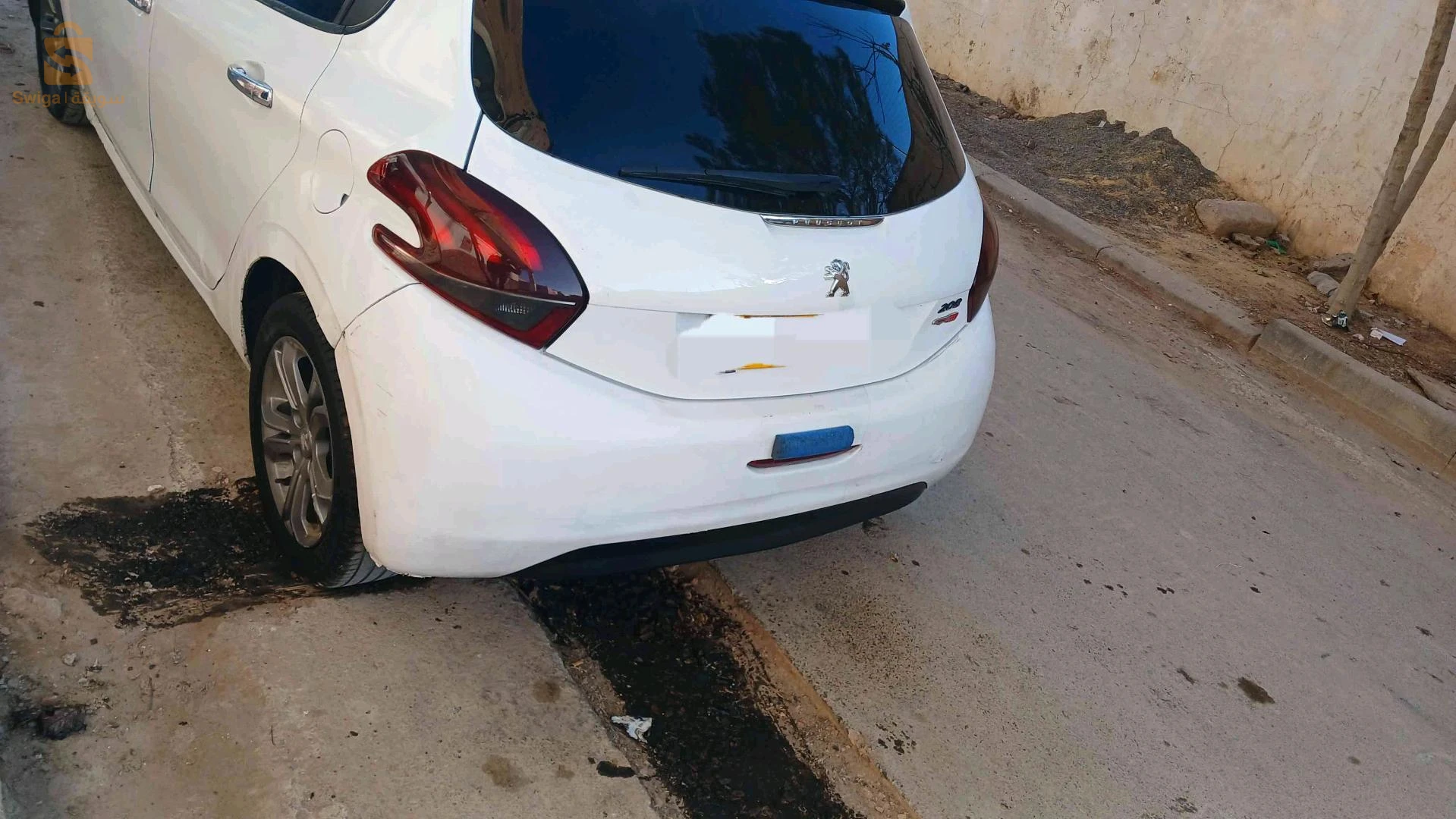 بيجو 208 2013 22 سيدي بلعباس