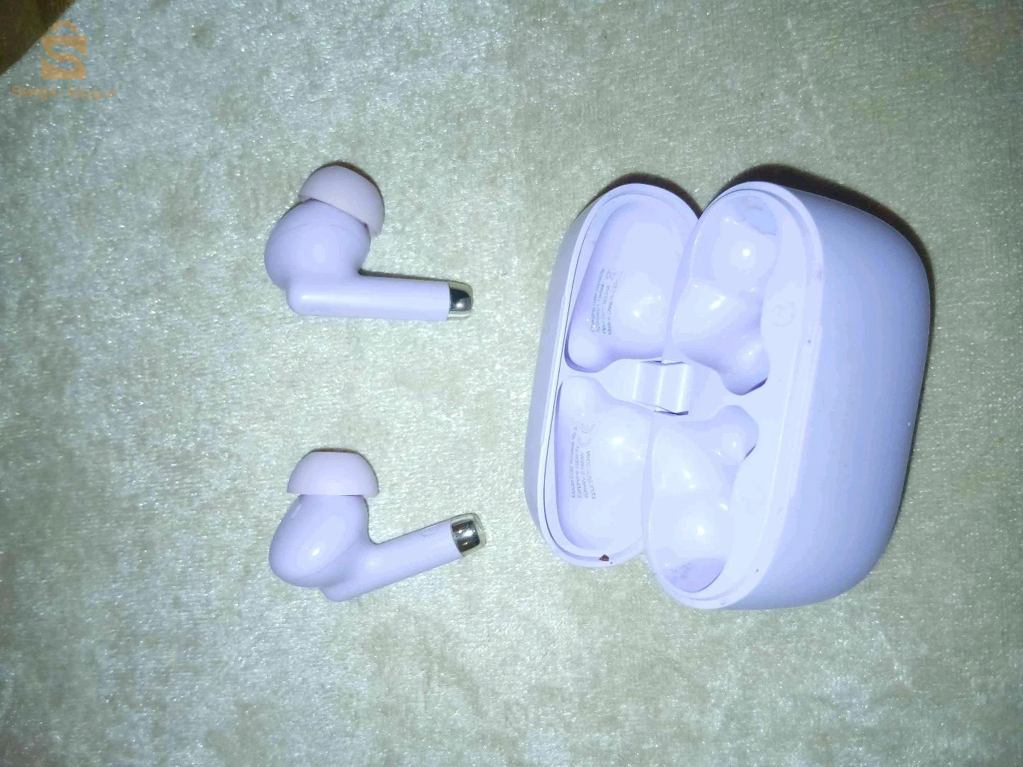 سماعات مستعملة للبيع