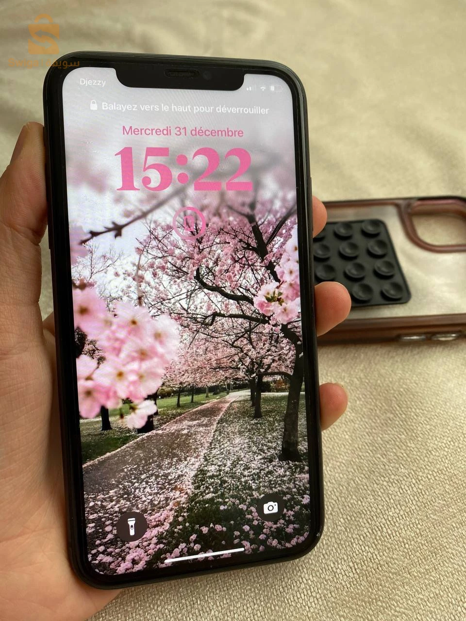 iPhone 11 (USA )
batterie 88%
stockage 64GB