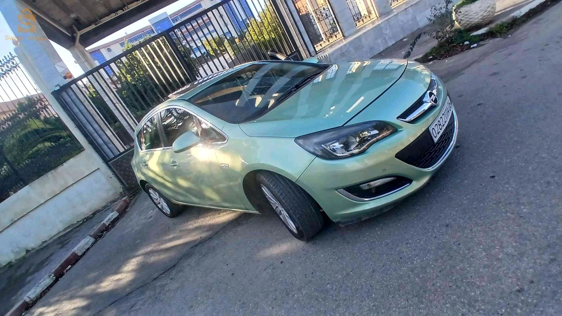 اوبل Astra 2014 6 بجاية