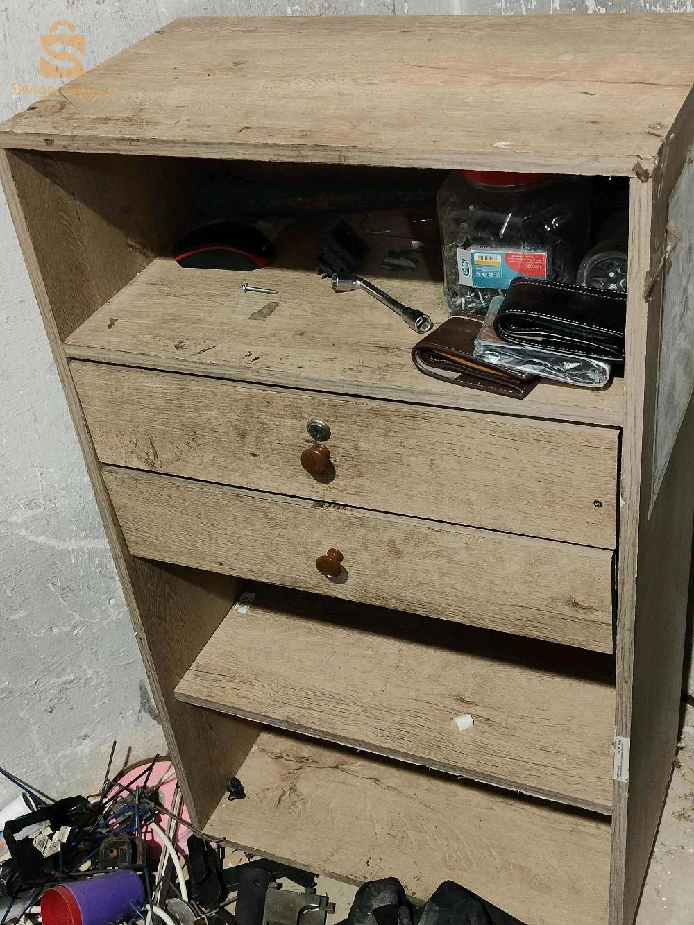 معدات محل ملابس رجال