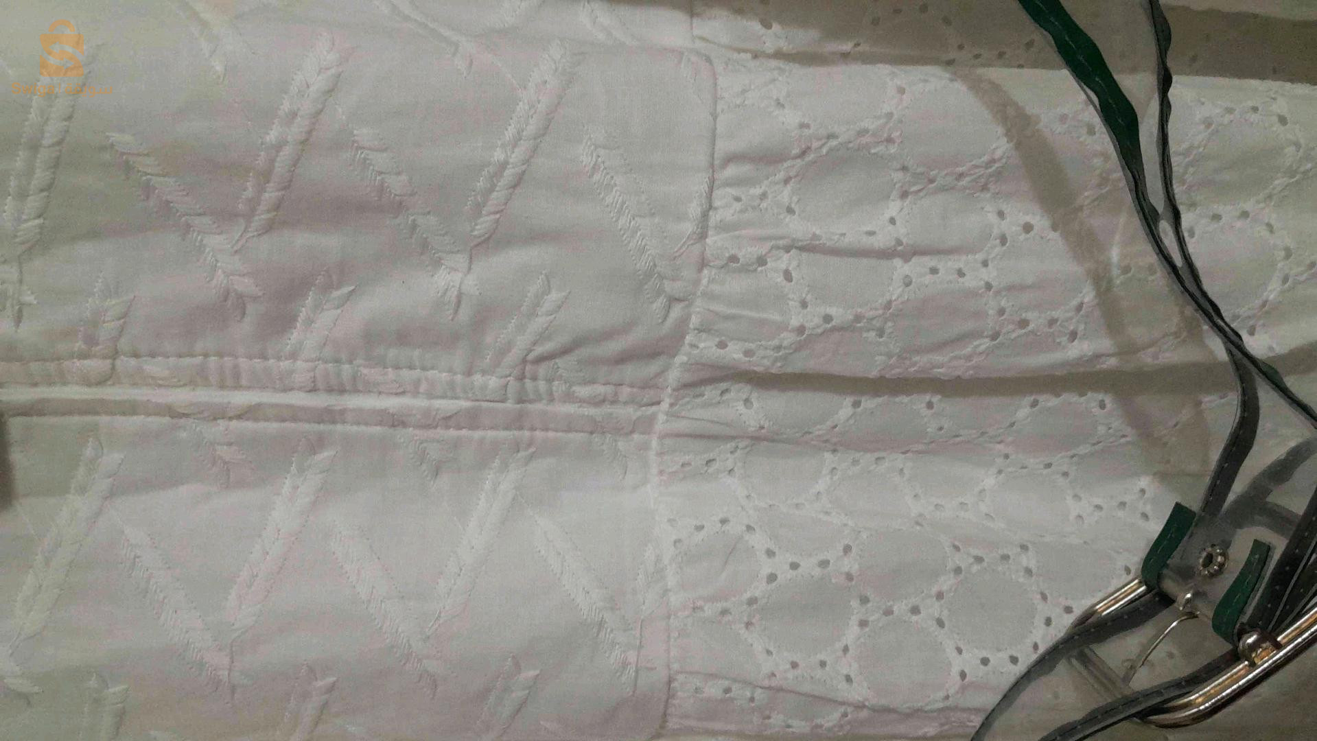 فستان  الابيض قطني