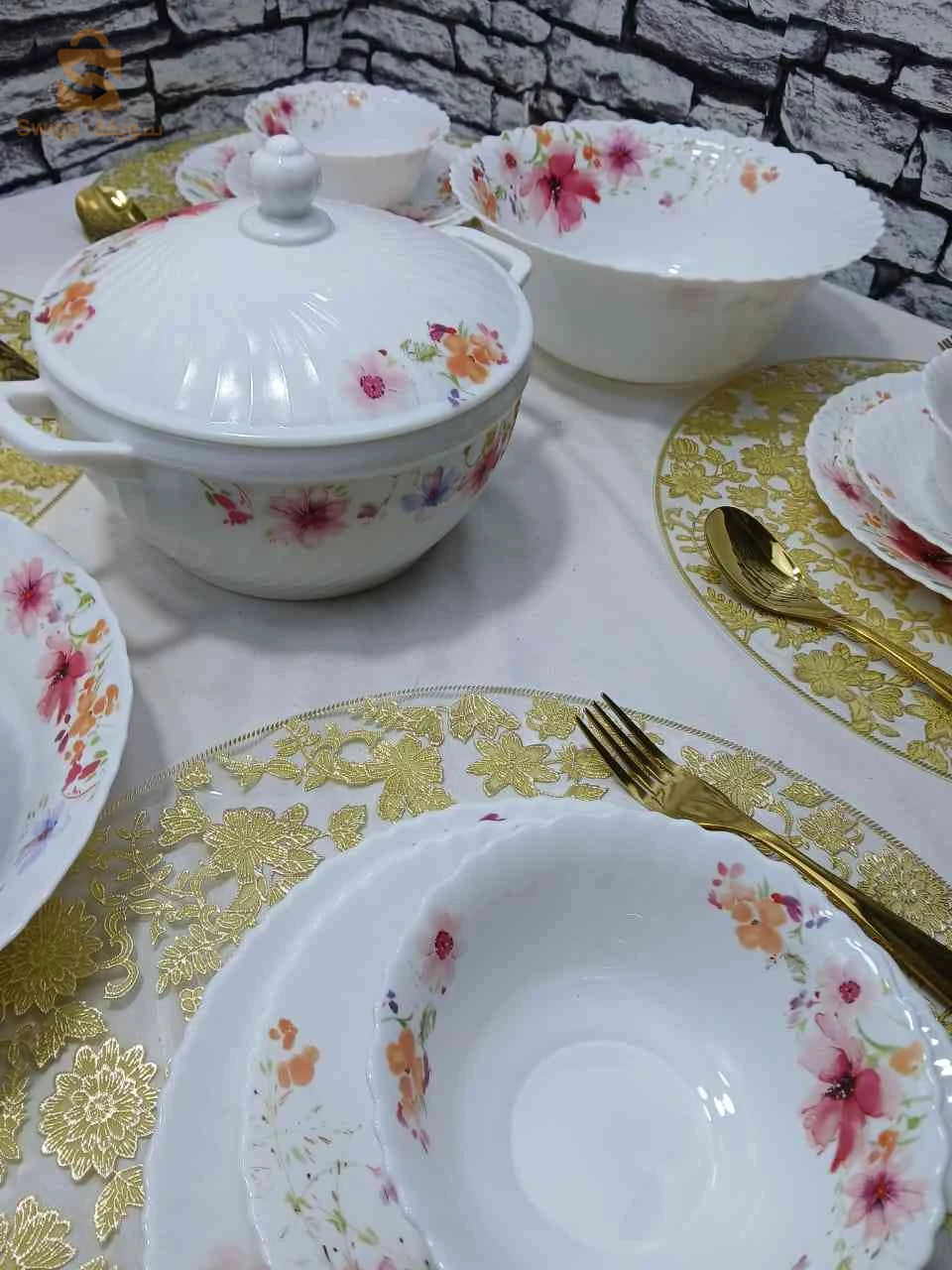 Service A Table 29 Pice A Fleur 
service a table 29 pice a fleur 
service a table 29 pice a fleur 
مادة الصنع اركبال