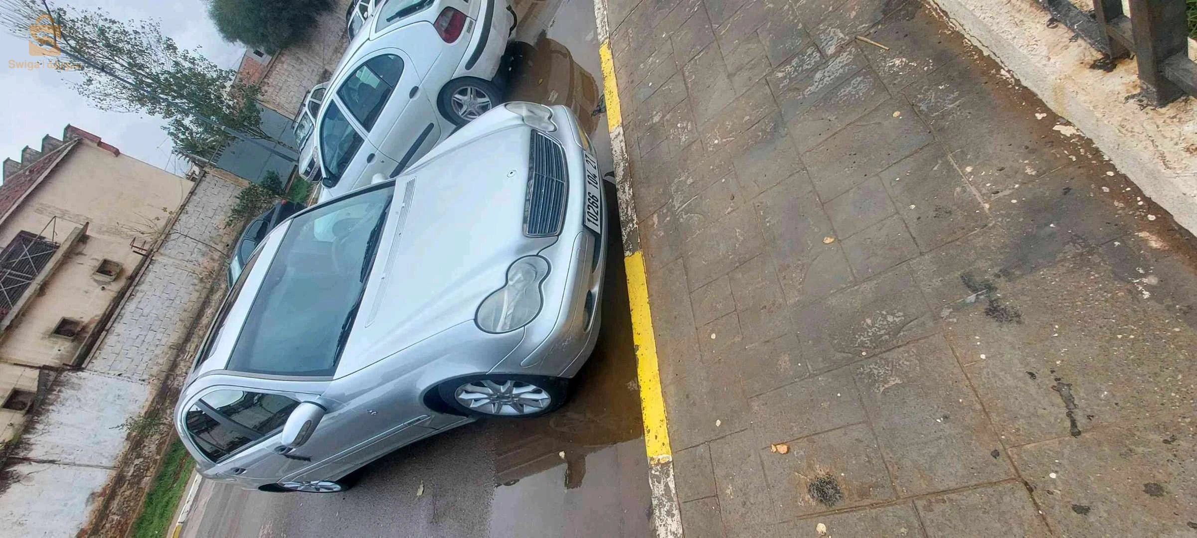 مرسيدس C 2004 27 مستغانم