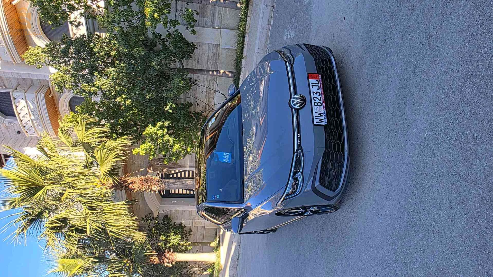 Volkswagen Golf 2023 5 BATNA