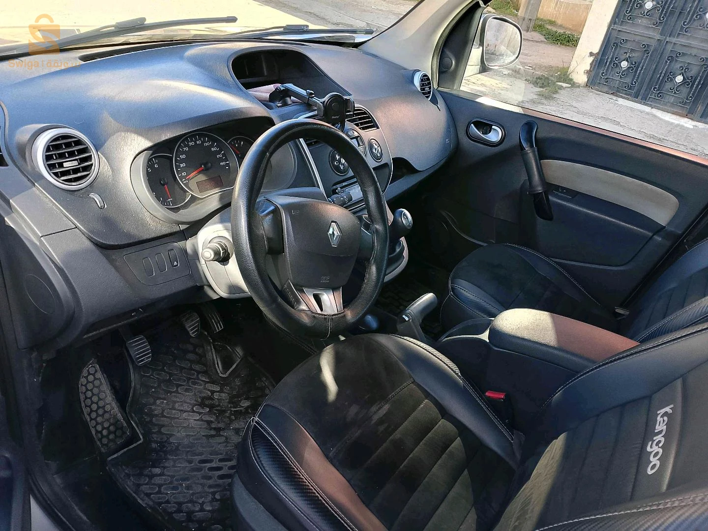 رينو Kangoo 2015 26 المدية