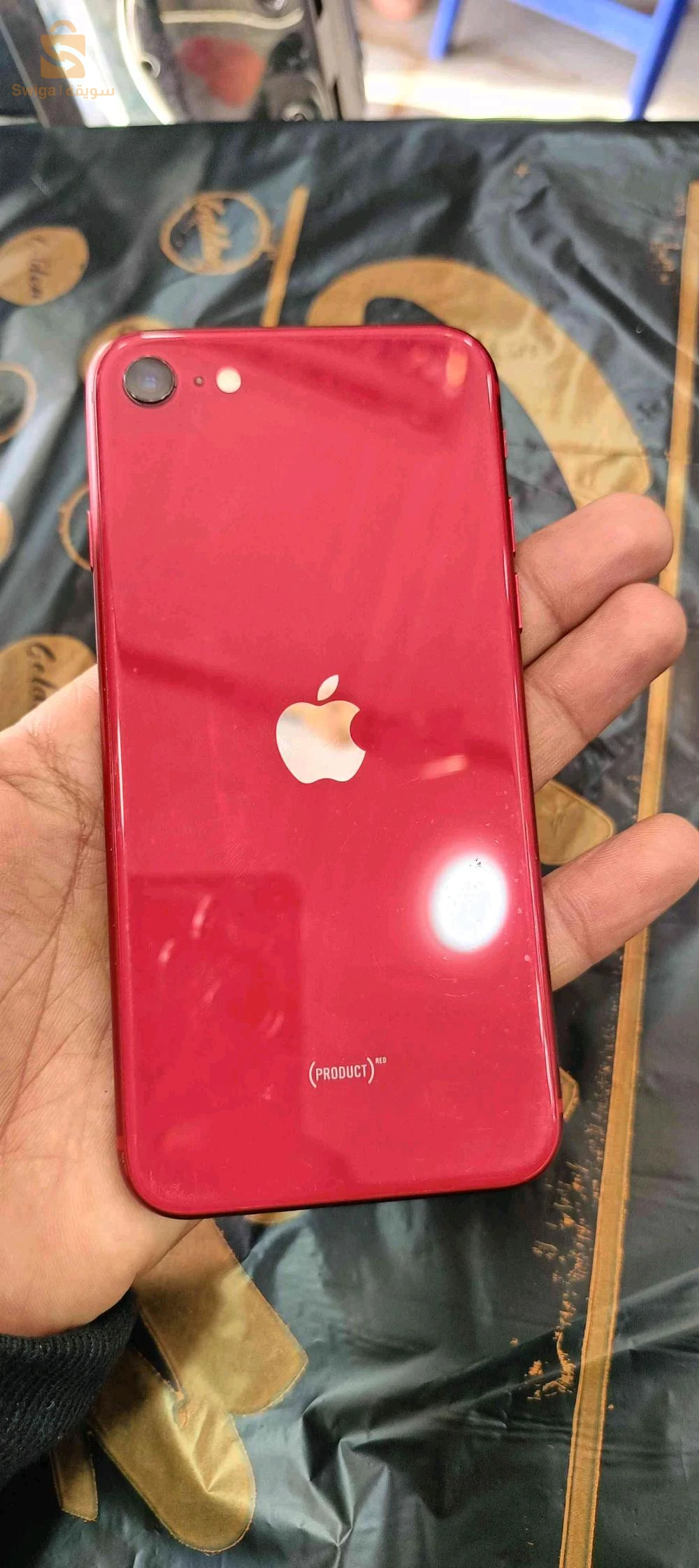 Apple iPhone SE 2020 (آيفون SE 2020)