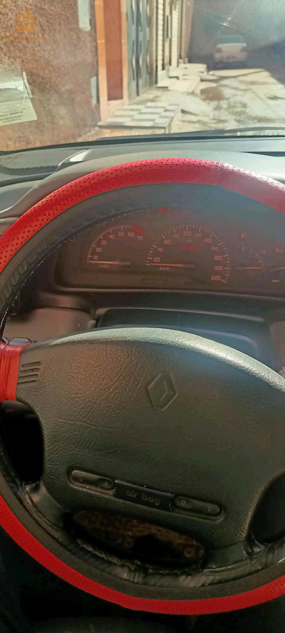رينو Laguna 1994 45 النعامة