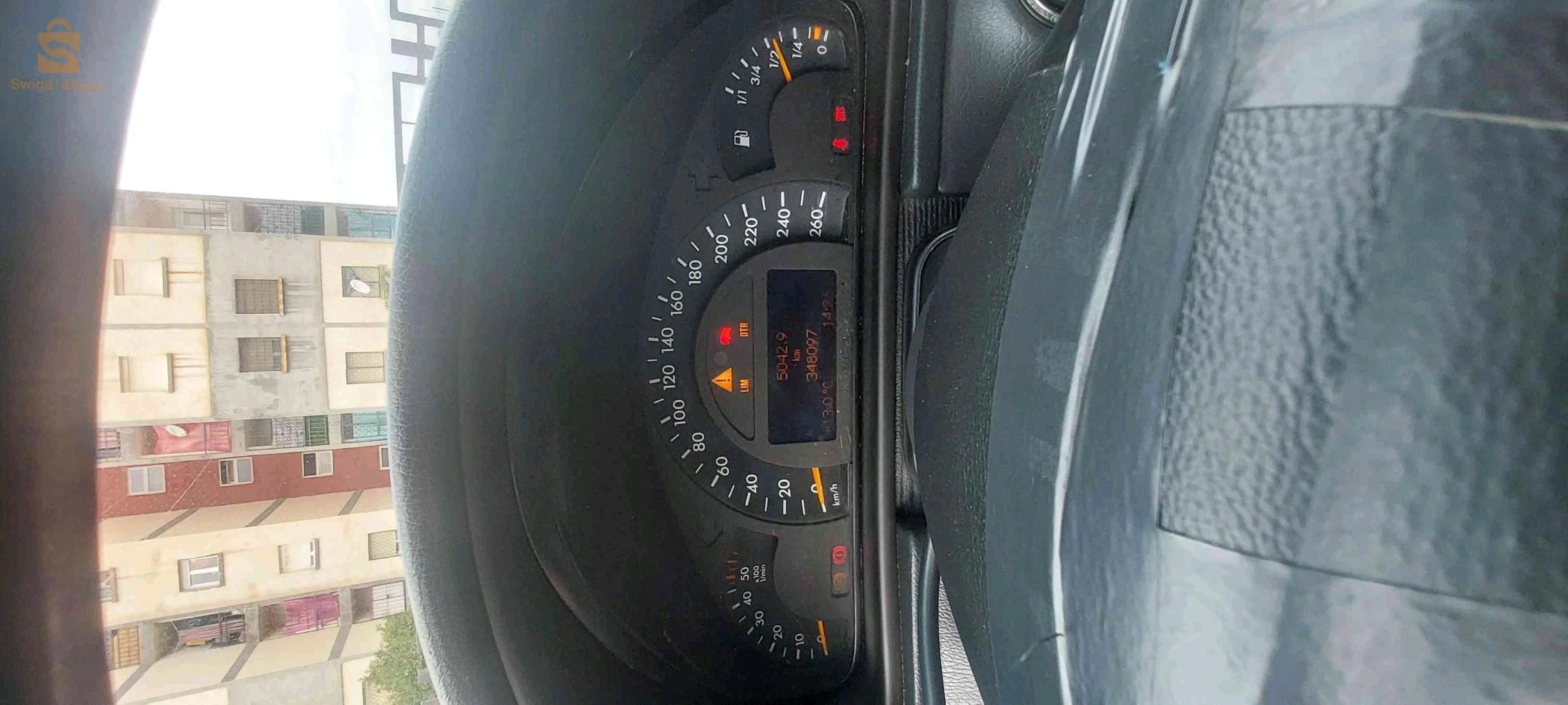 مرسيدس C 2004 27 مستغانم