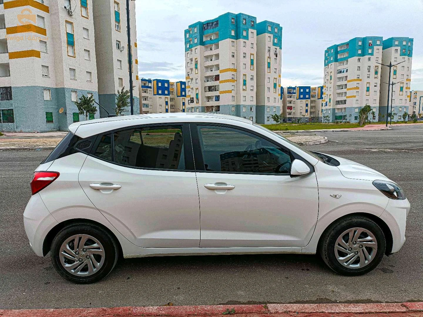 هونداي i10 2023 21 سكيكدة