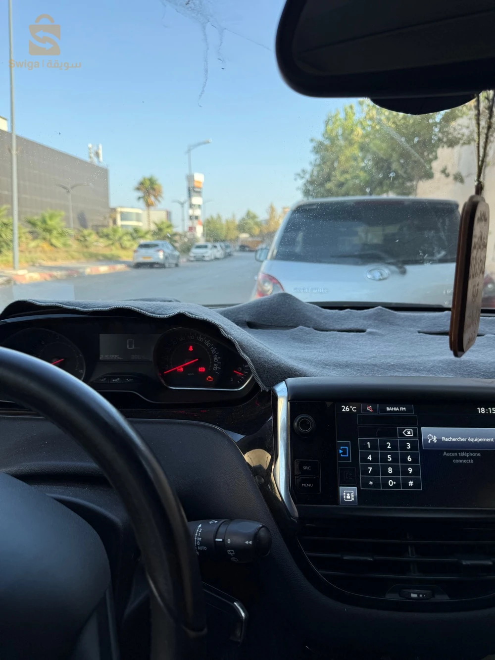 بيجو 208 2014 31 وهران