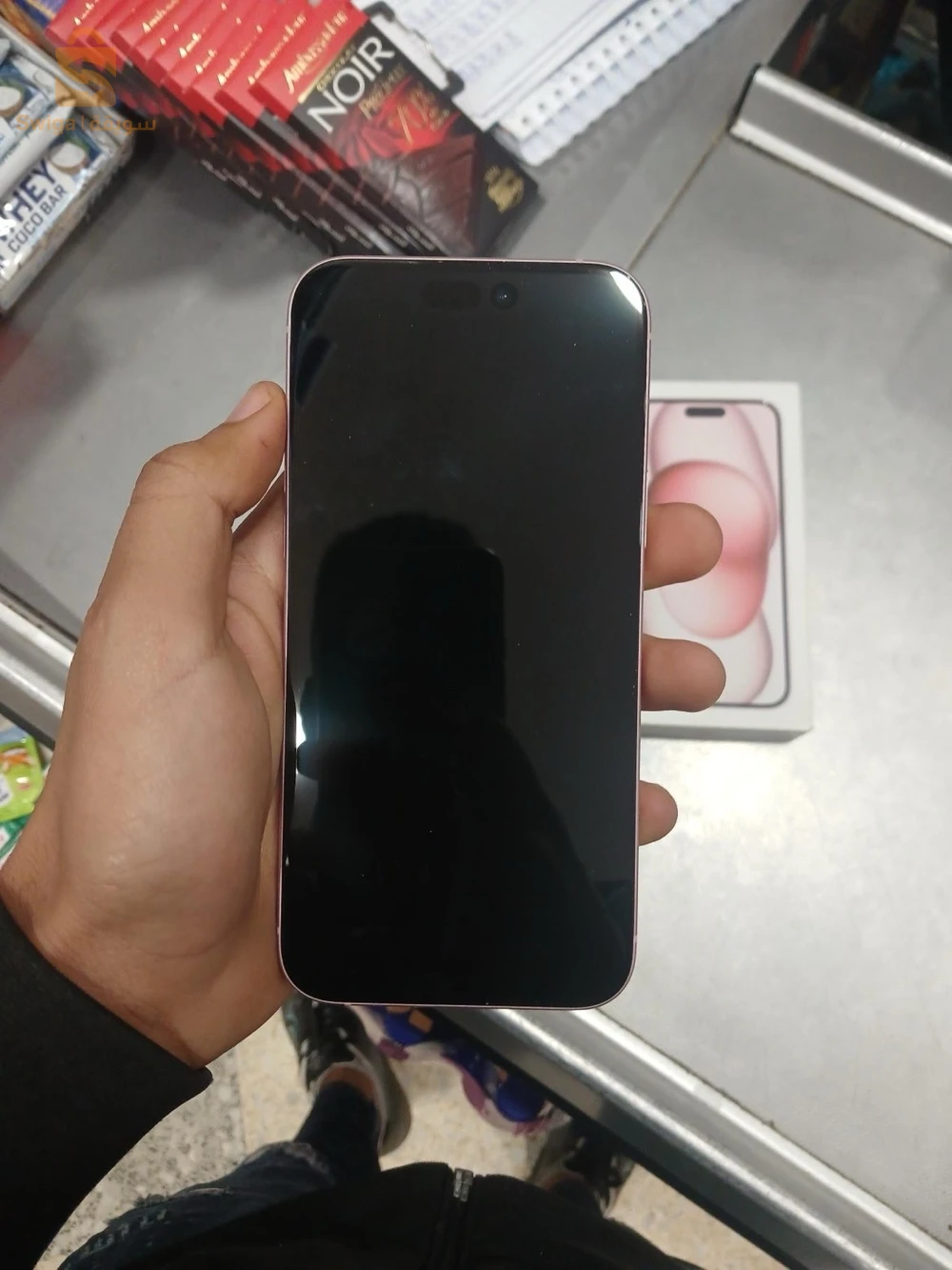 iphone 15plus etat 10/10 utilisé quelques jours 2pus 128gb