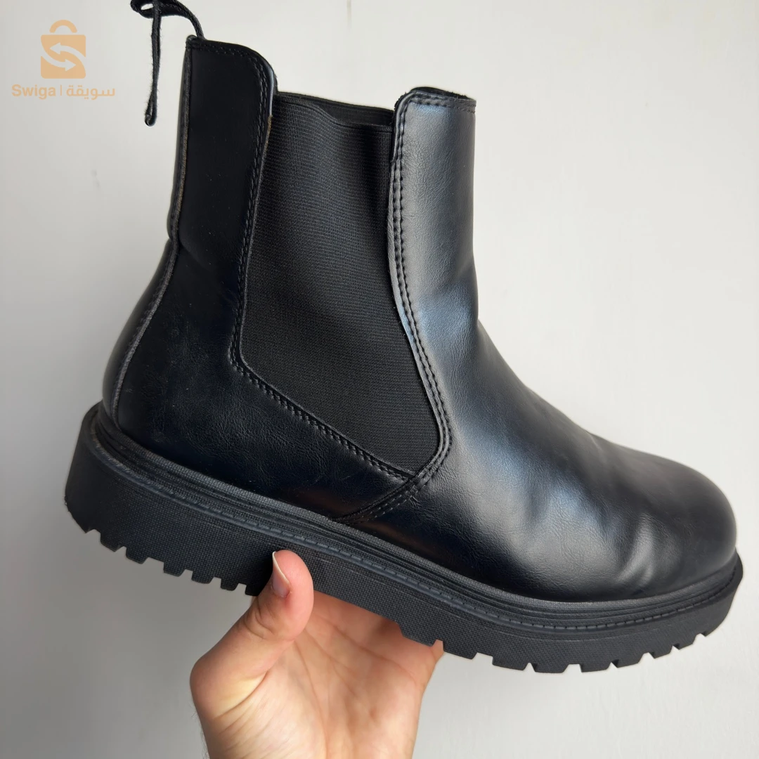 OCCASION Chelsea Boots PULL&BEAR  pointure 45 SEULEMENT
