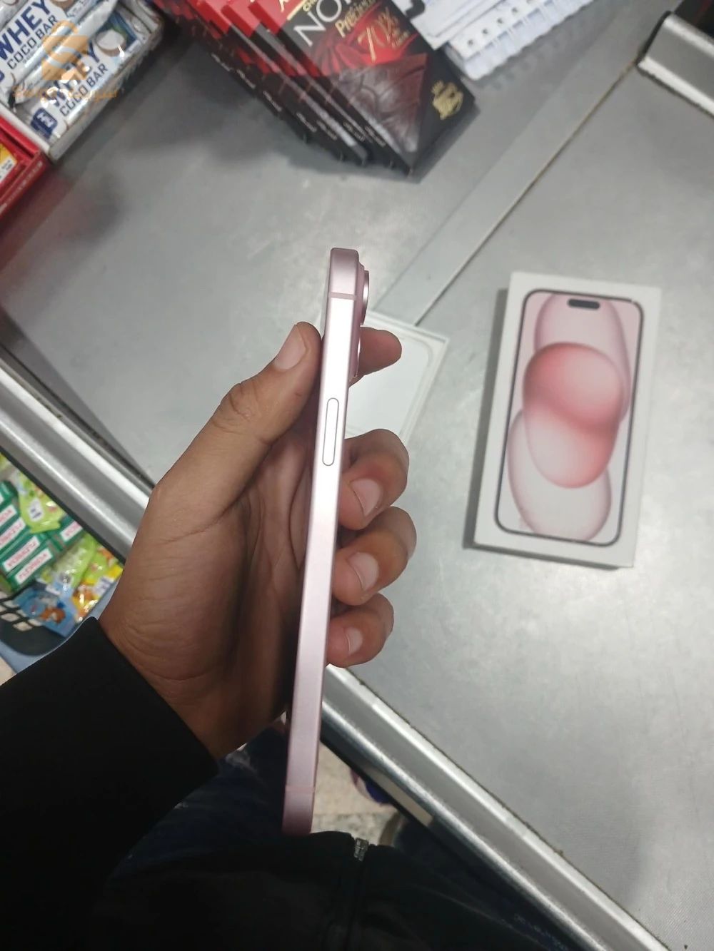 iphone 15plus etat 10/10 utilisé quelques jours 2pus 128gb