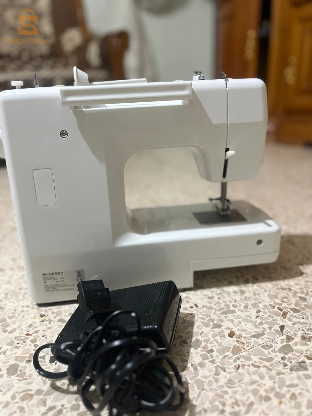 الة خياطة machine à coudre