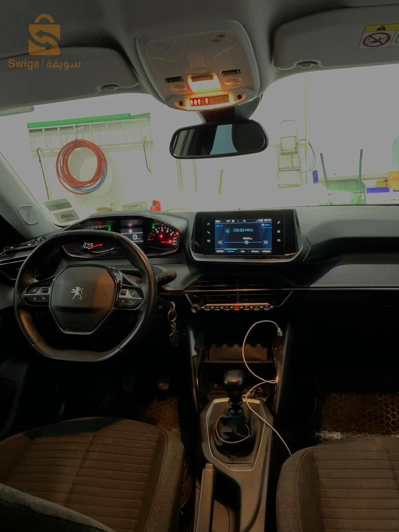 Peugeot 2008 2022 16 ALGER