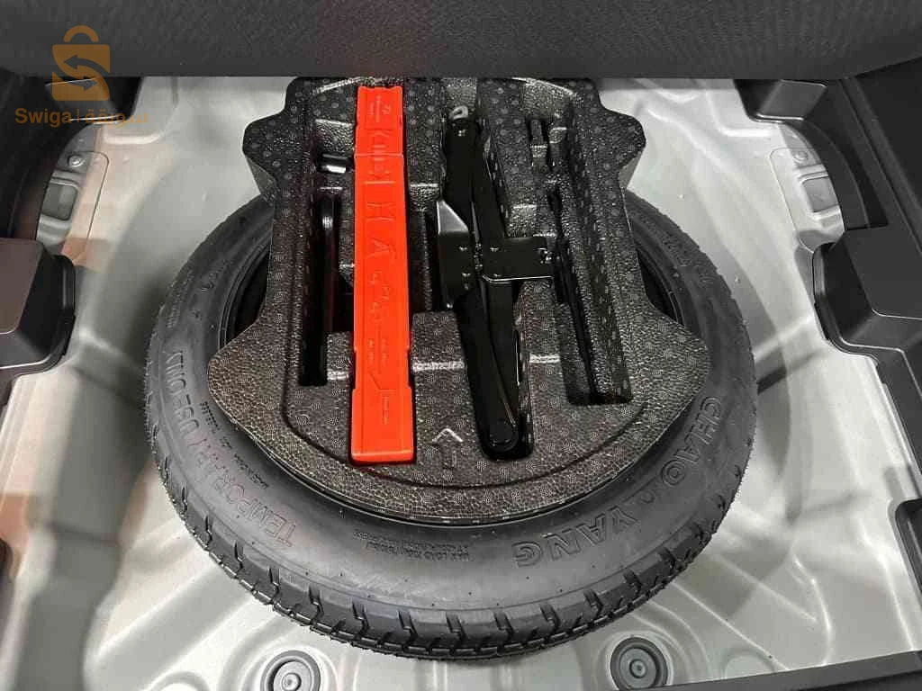 Geely Coolray 2025 5 BATNA