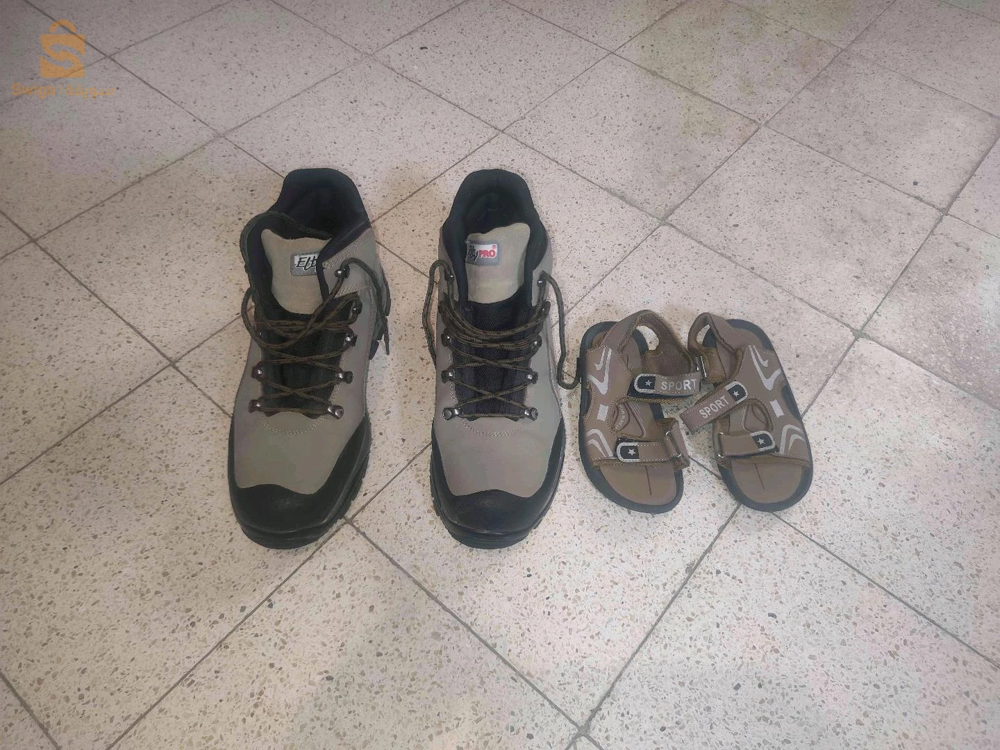 dès vêtements à vendre