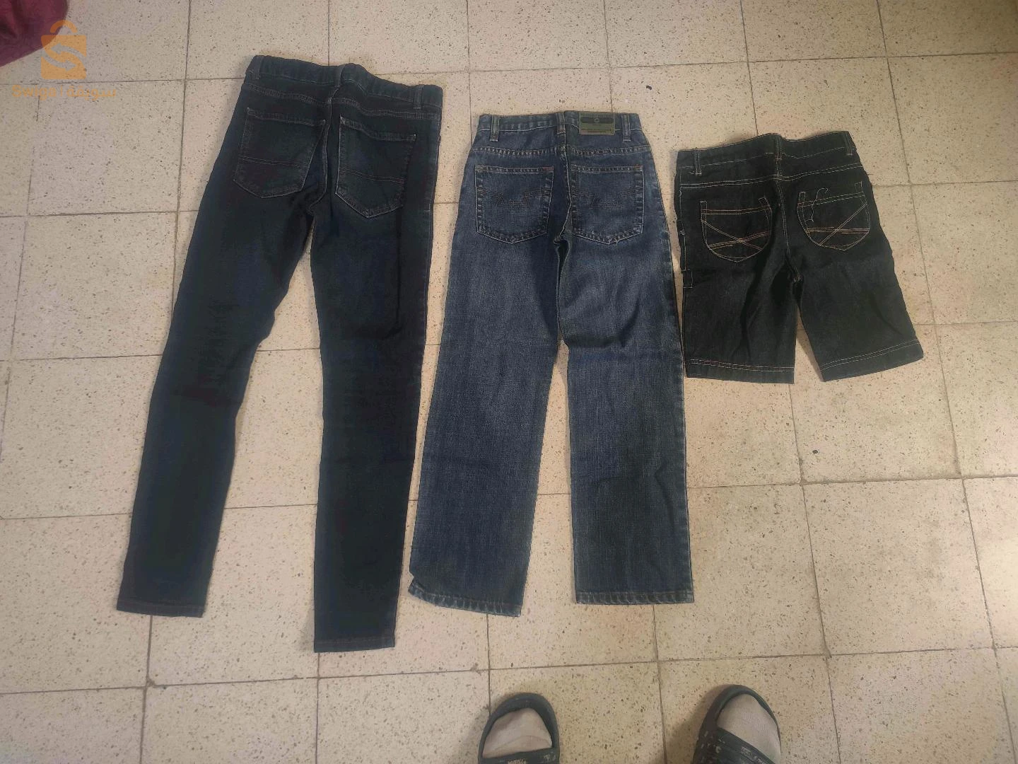 dès vêtements à vendre