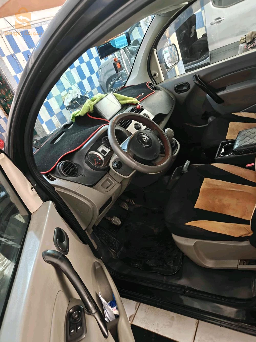 رينو Kangoo 2010 4 ام البواقي