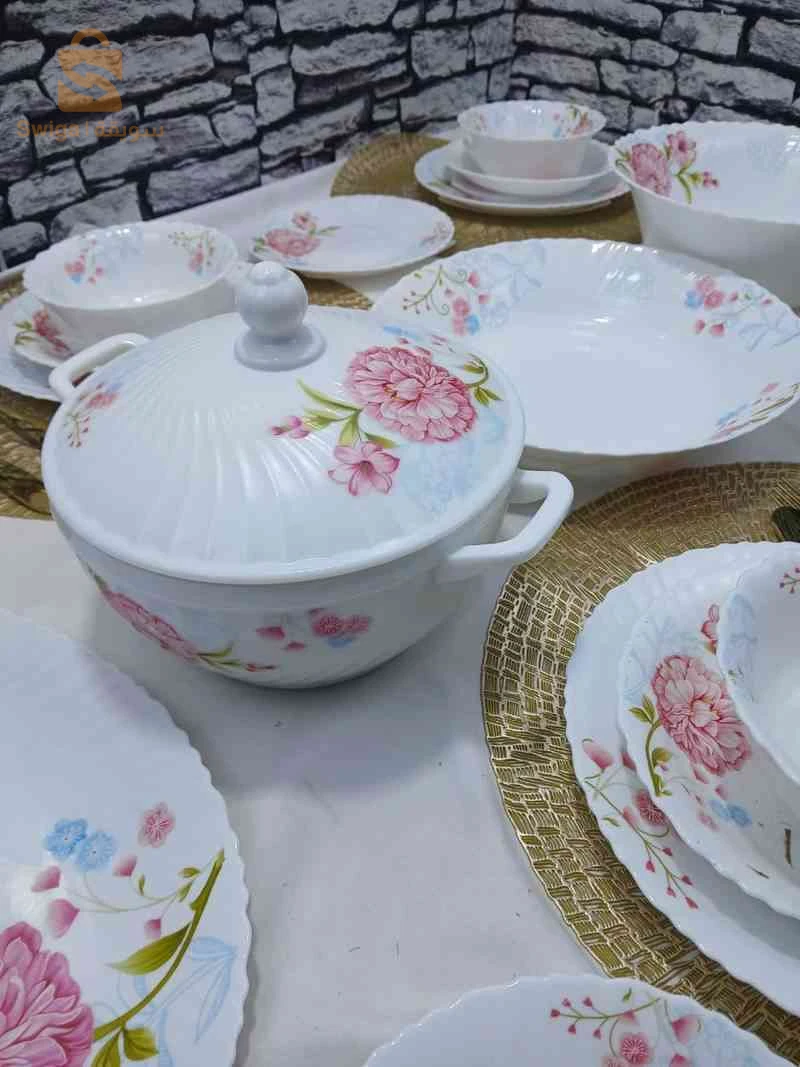 service à table 29 pièces à fleur