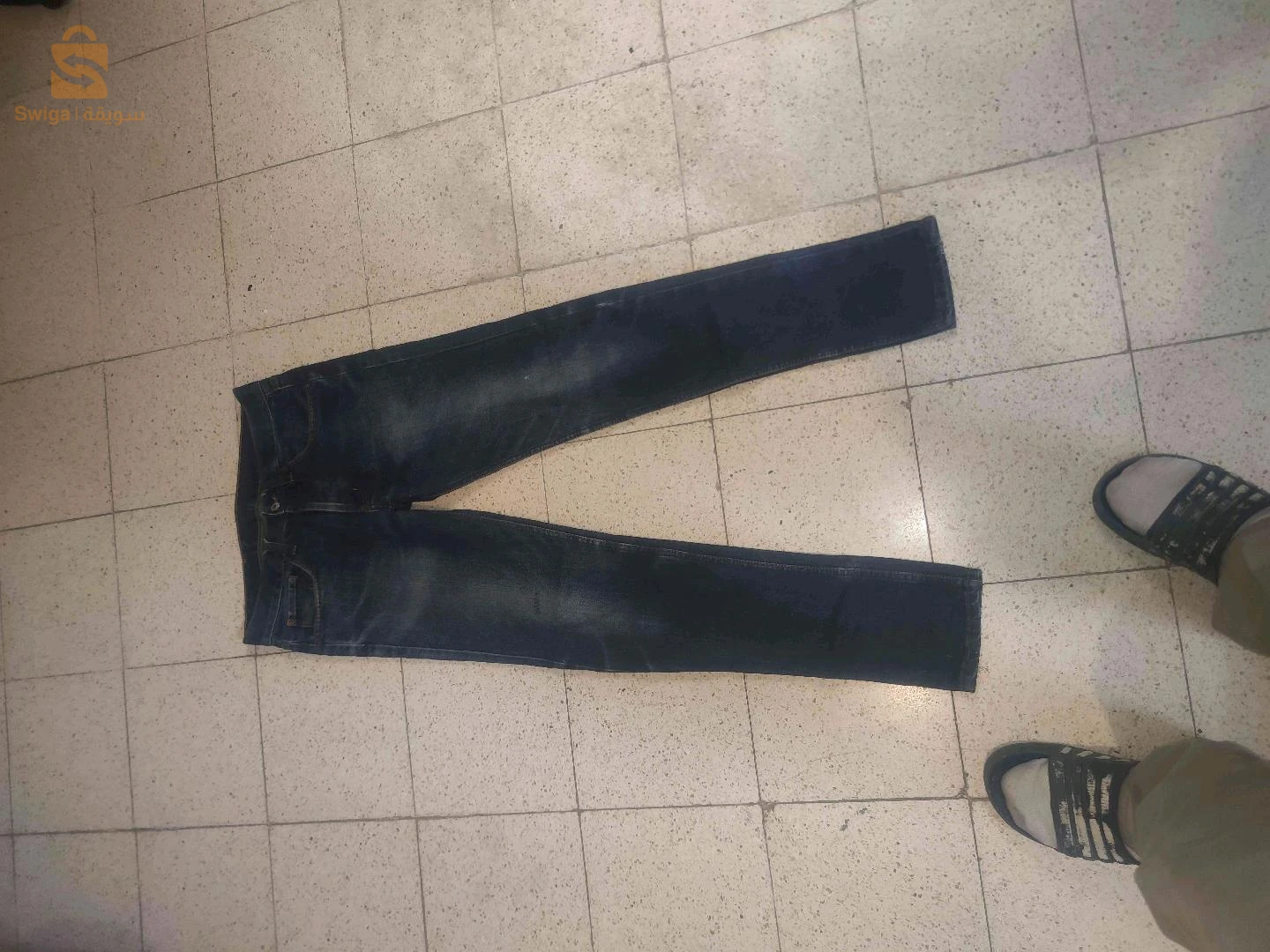 dès vêtements à vendre