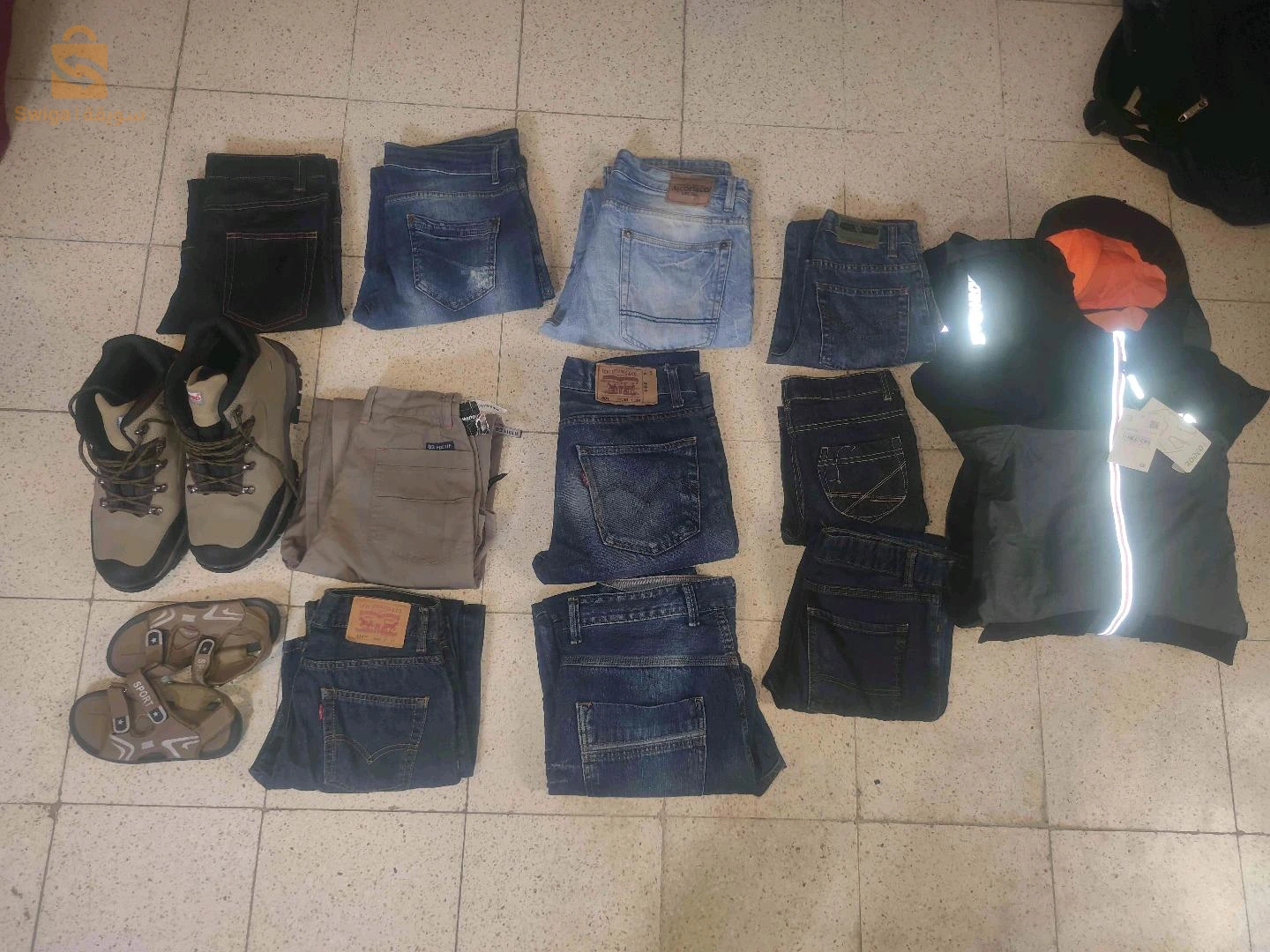 dès vêtements à vendre