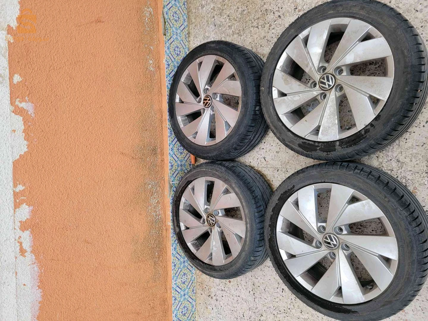 Jantes avec pneus  Volkswagen Golf 8