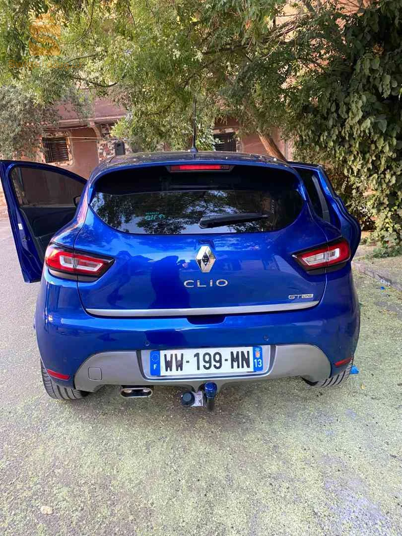 رينو Clio 4 2018 32 البيض