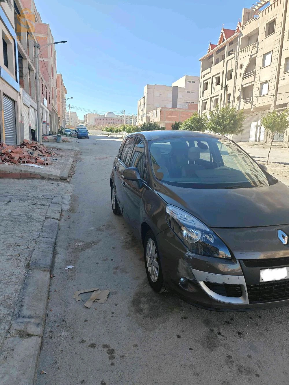 رينو Scenic 2011 25 قسنطينة