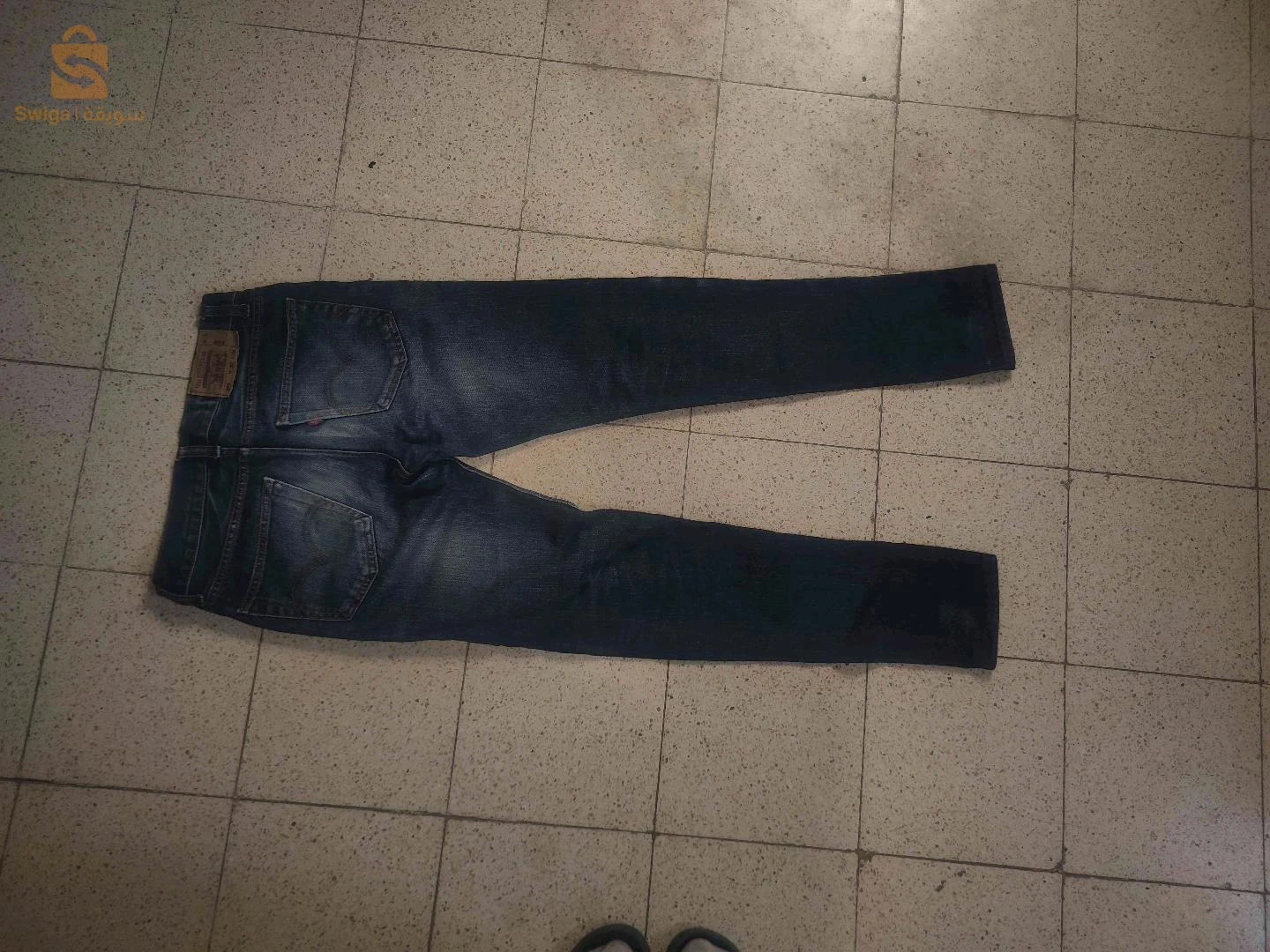 dès vêtements à vendre