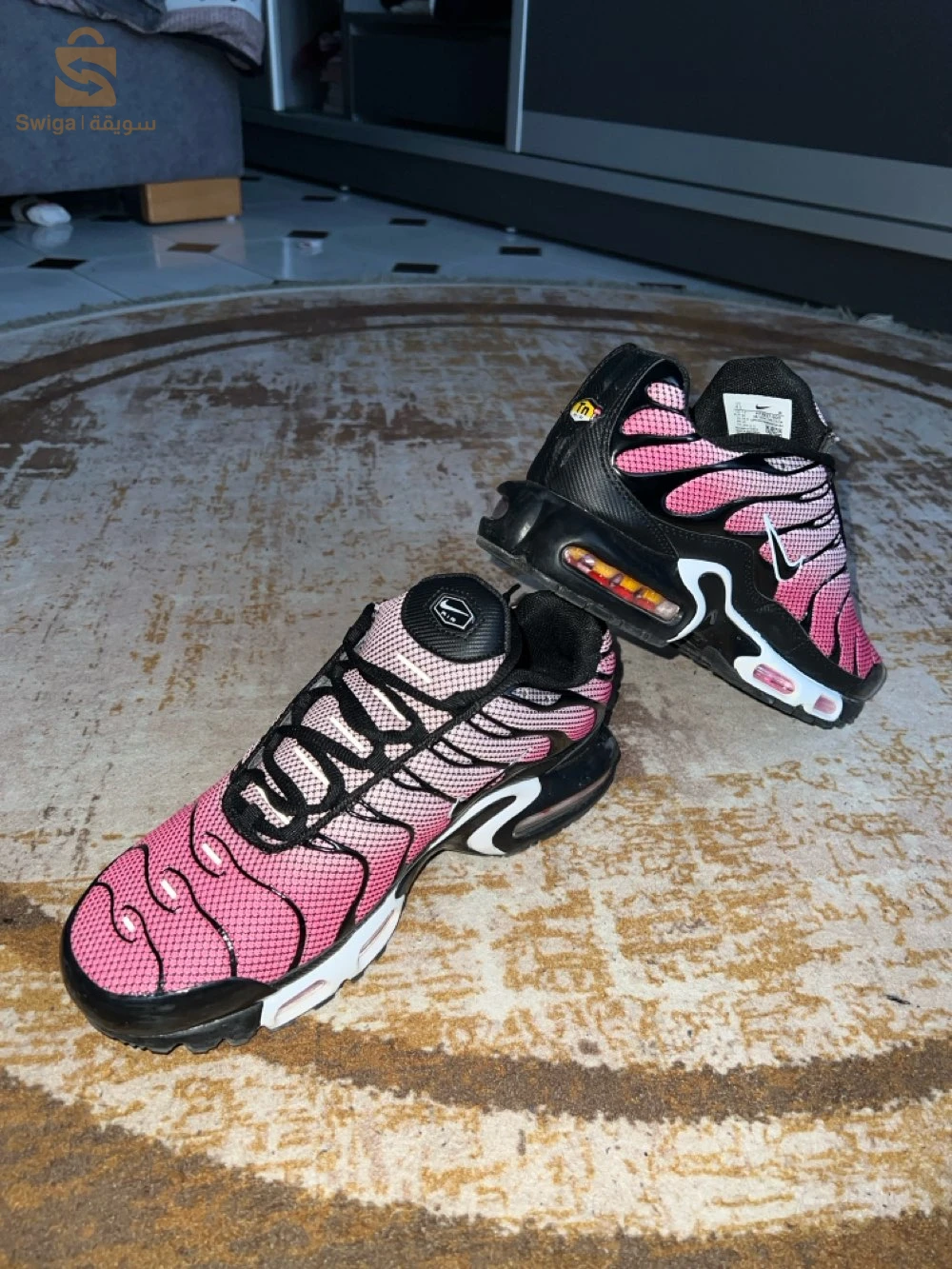 Tn Rose noire (taille 42)