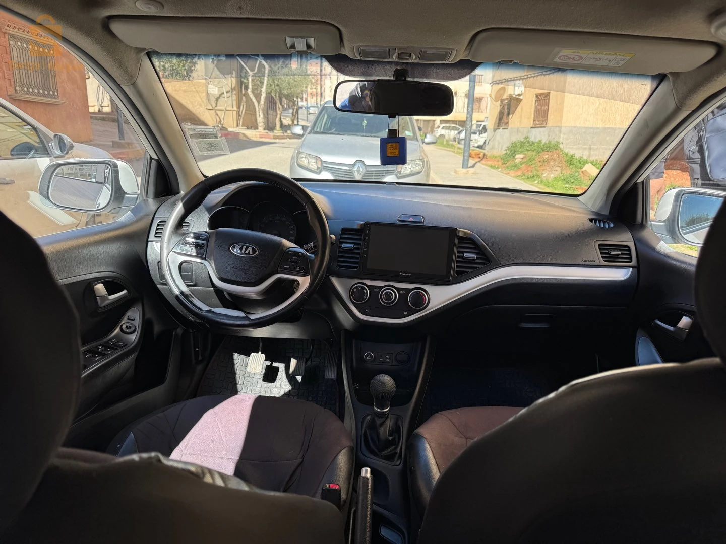 Kia Picanto 2016 29 MASCARA
