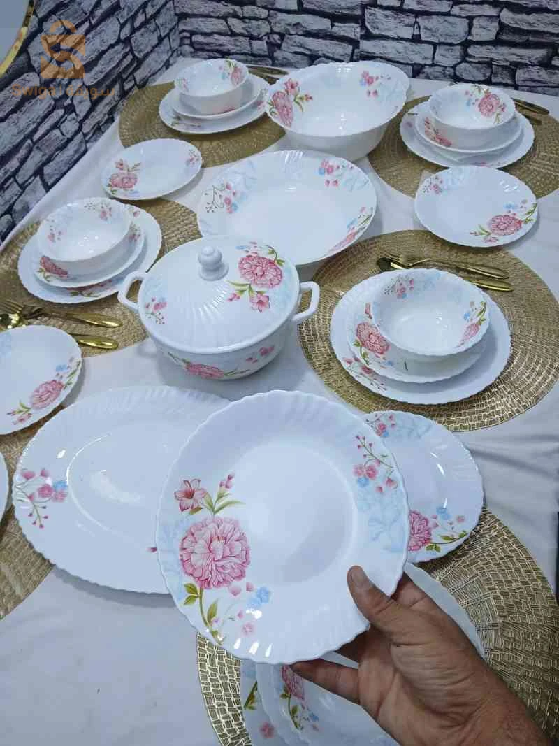 service à table 29 pièces à fleur