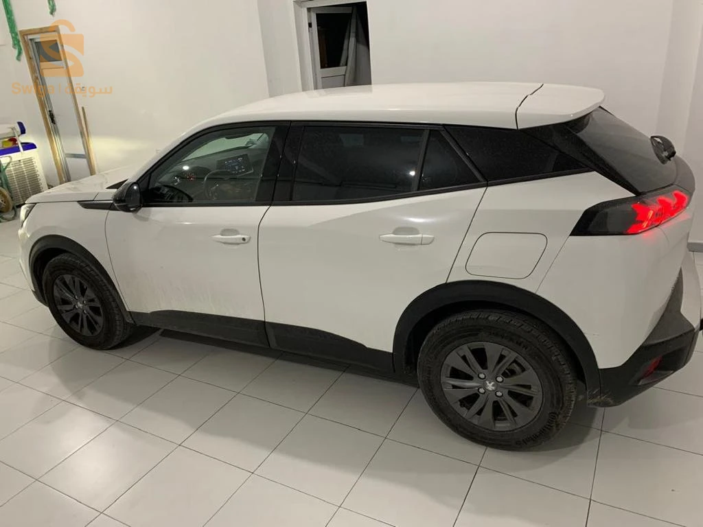 Peugeot 2008 2022 16 ALGER